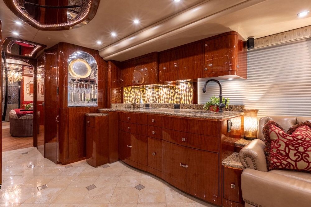 2016 Prevost Millennium H3-45 For Sale
