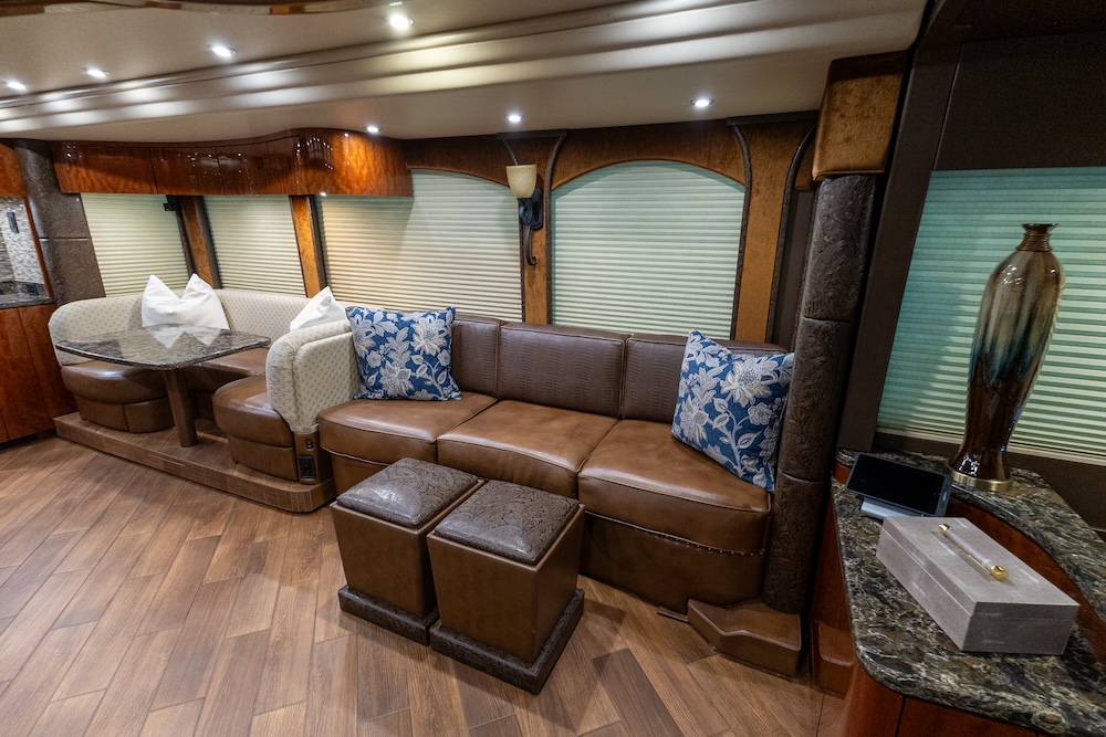 2016 Prevost Millennium H3-45 For Sale