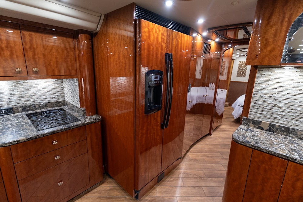 2016 Prevost Millennium H3-45 For Sale