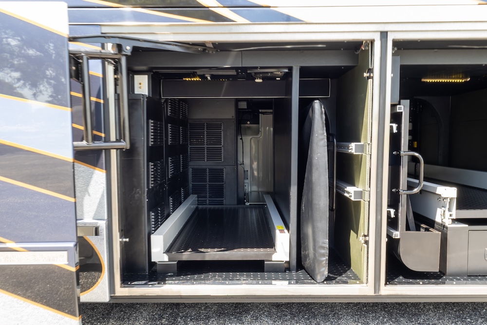 2016 Prevost Millennium H3-45 For Sale