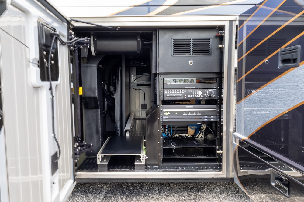 2016 Prevost Millennium H3-45 For Sale