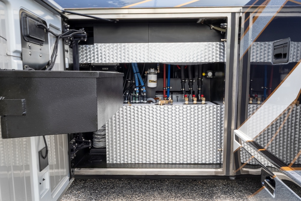 2016 Prevost Millennium H3-45 For Sale