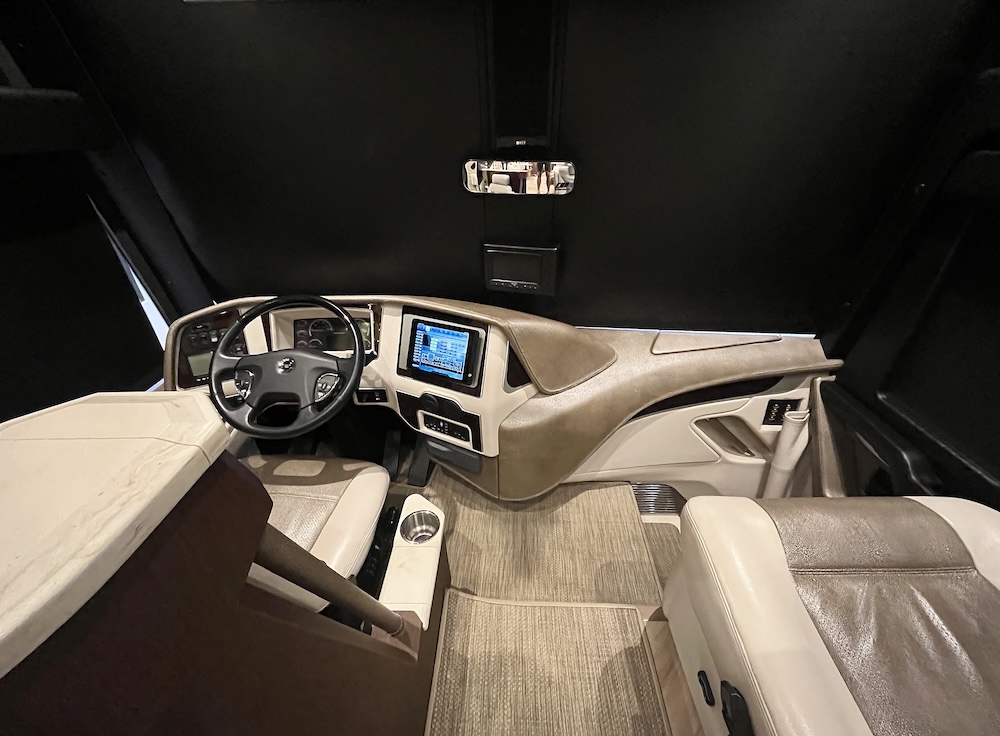 2017 Prevost Liberty H3-45 For Sale