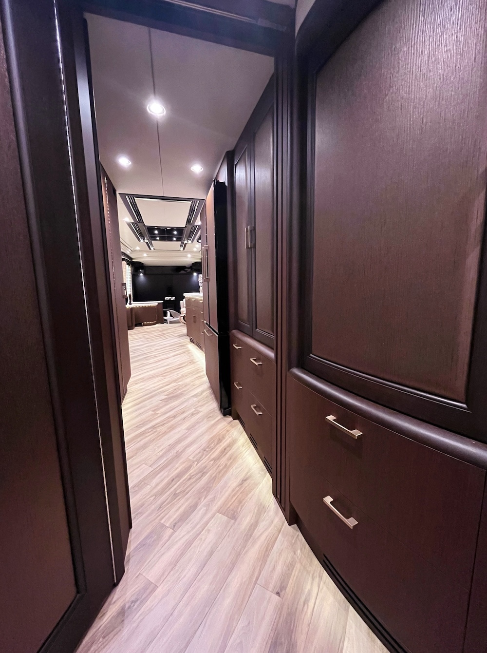 2017 Prevost Liberty H3-45 For Sale