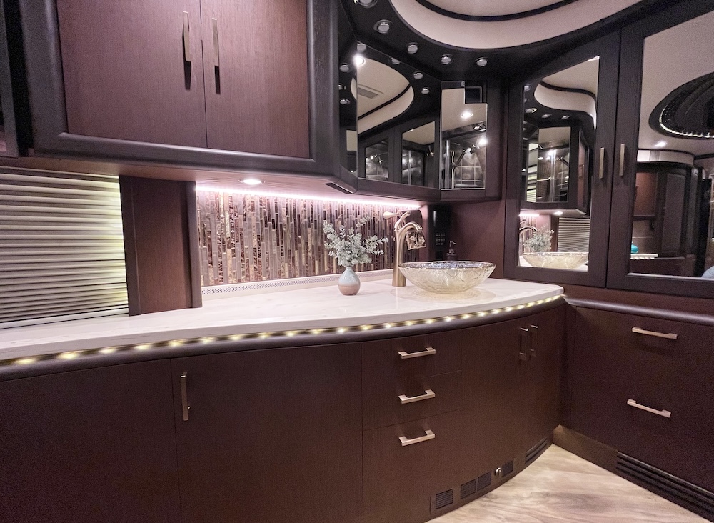 2017 Prevost Liberty H3-45 For Sale