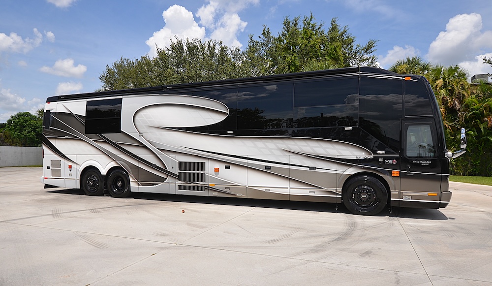 2017 Prevost Liberty H3-45 For Sale