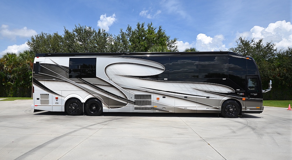 2017 Prevost Liberty H3-45 For Sale