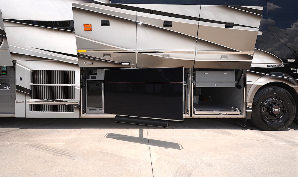 2017 Prevost Liberty H3-45 For Sale