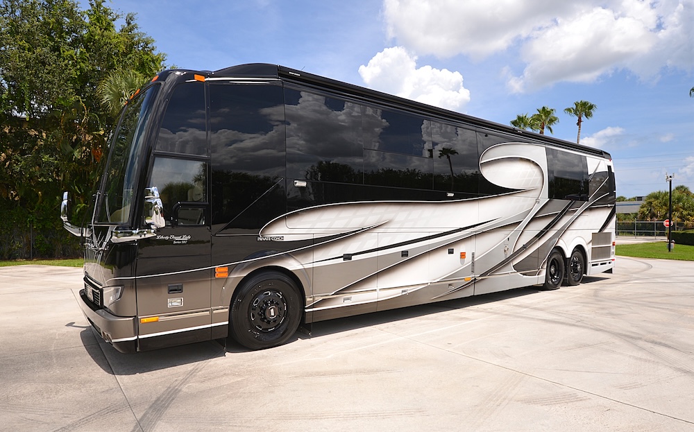 2017 Prevost Liberty H3-45 For Sale
