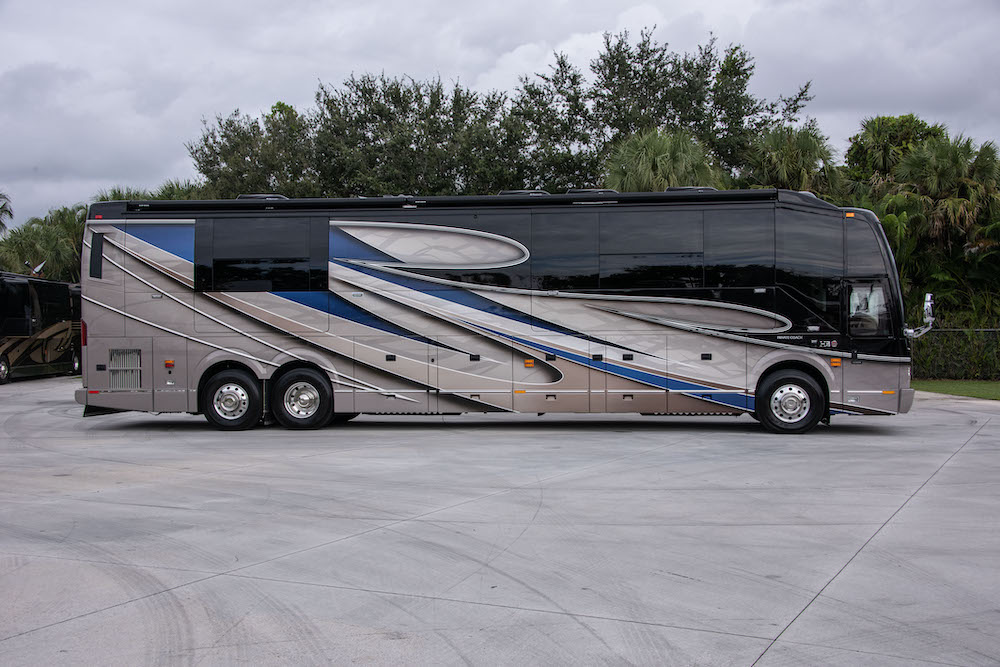 2017 Prevost Liberty H3-45 For Sale