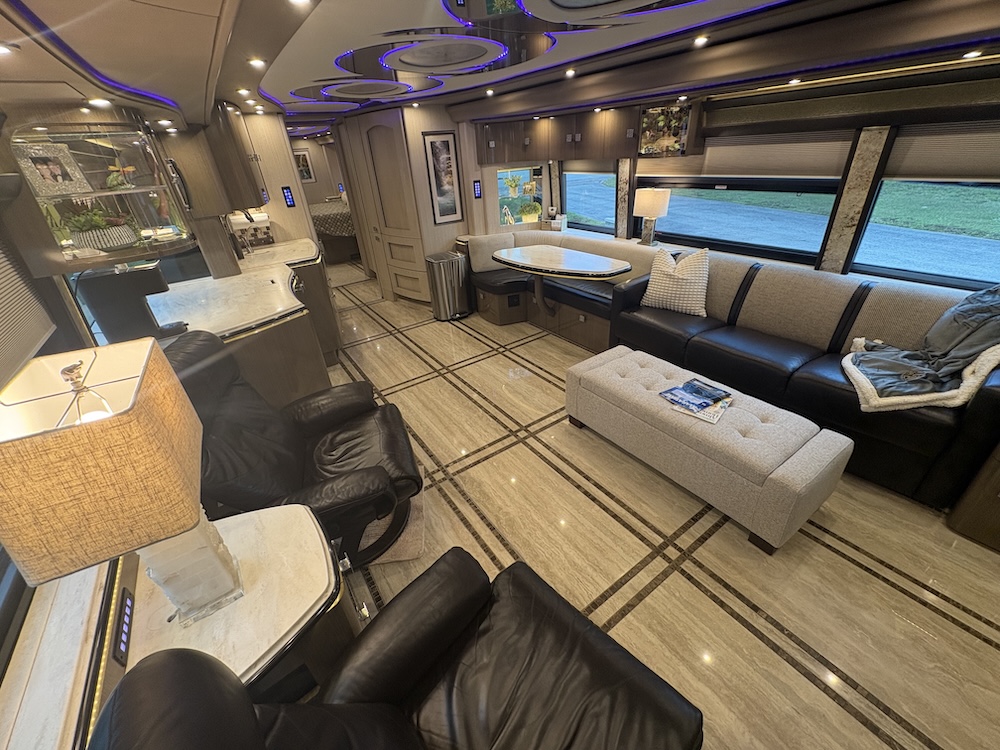 2017 Prevost Marathon H3-45 For Sale
