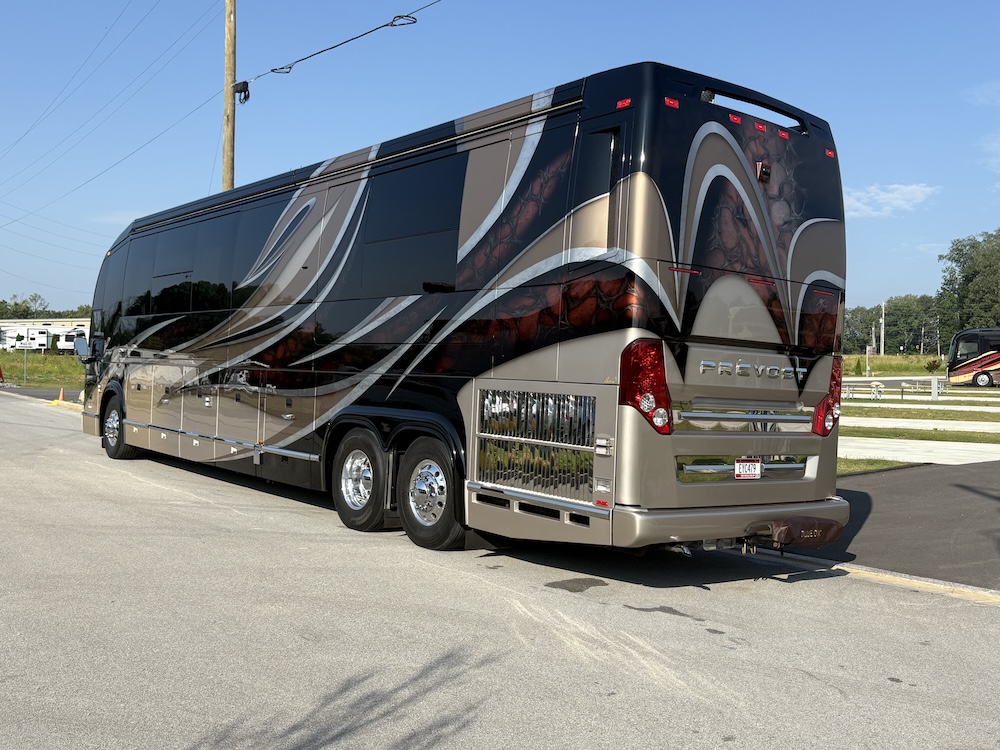2017 Prevost Marathon H3-45 For Sale