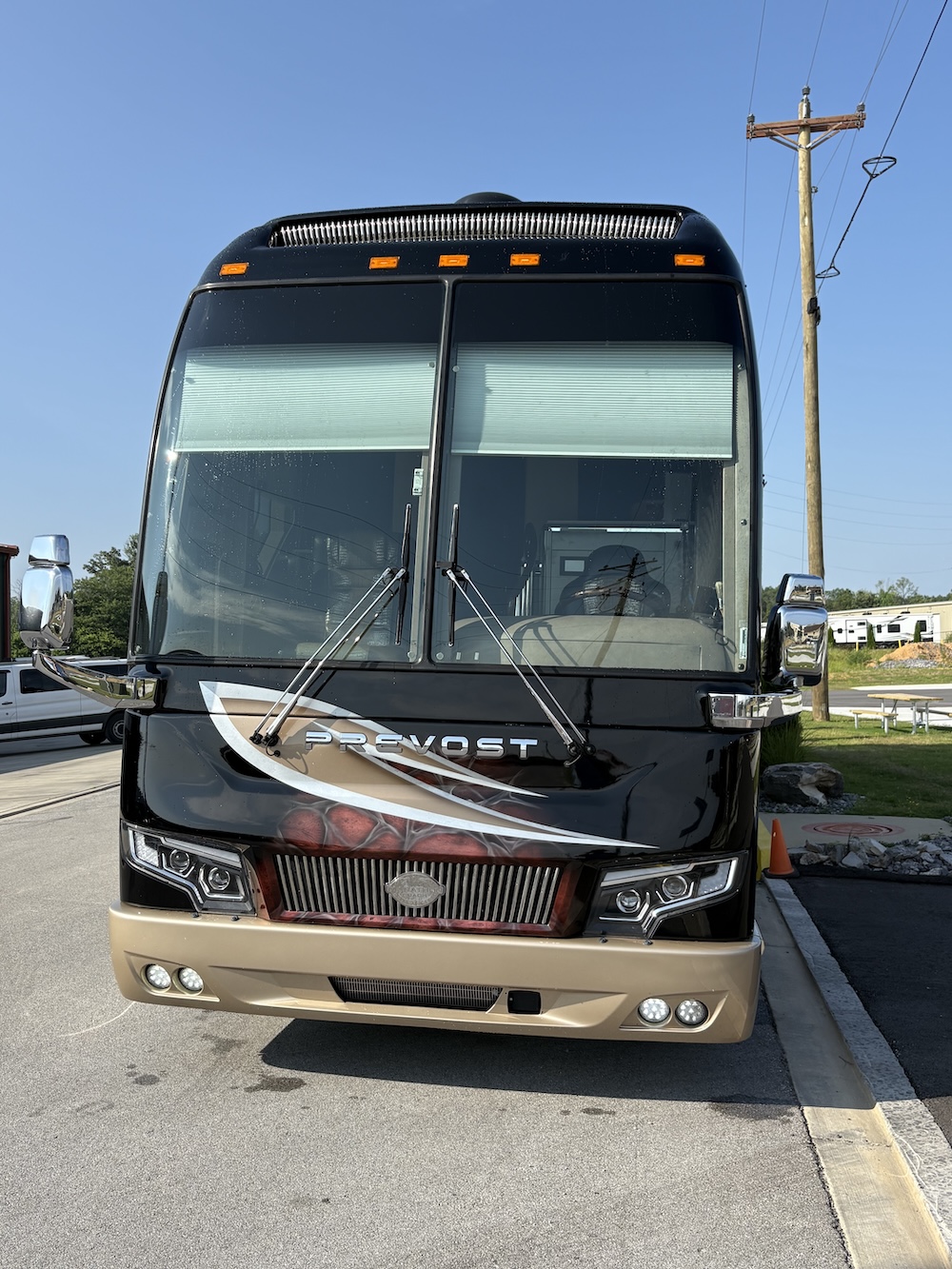 2017 Prevost Marathon H3-45 For Sale