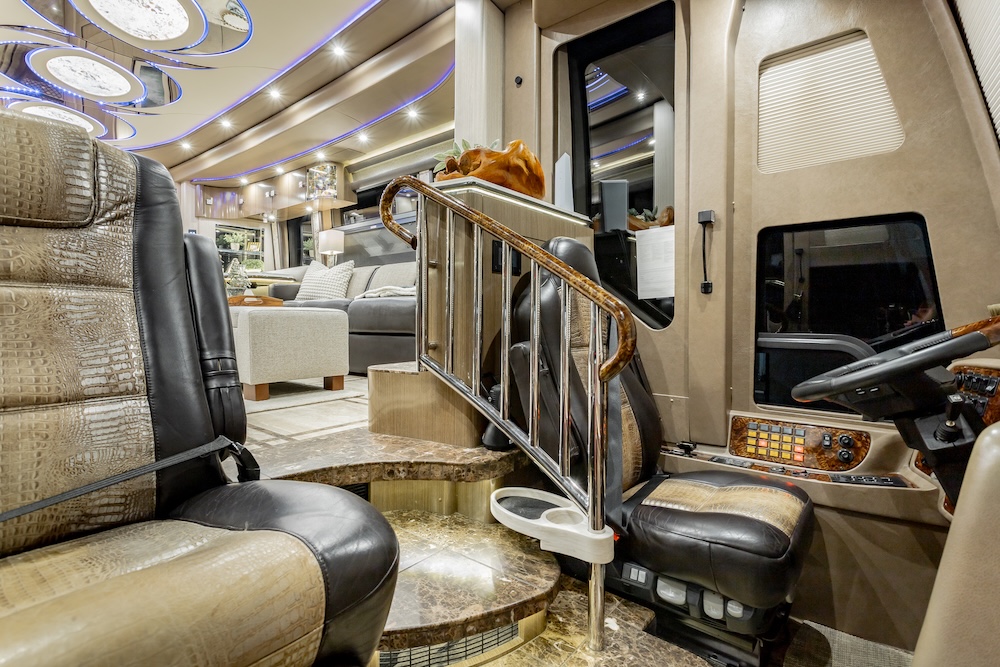 2017 Prevost Marathon  H3-45 For Sale