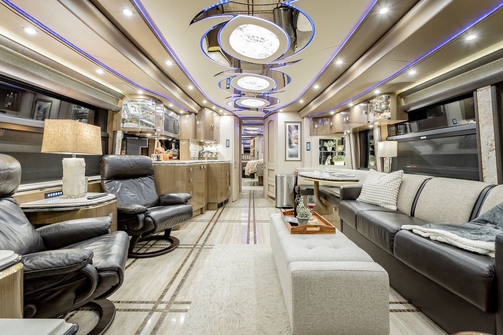2017 Prevost Marathon  H3-45 For Sale