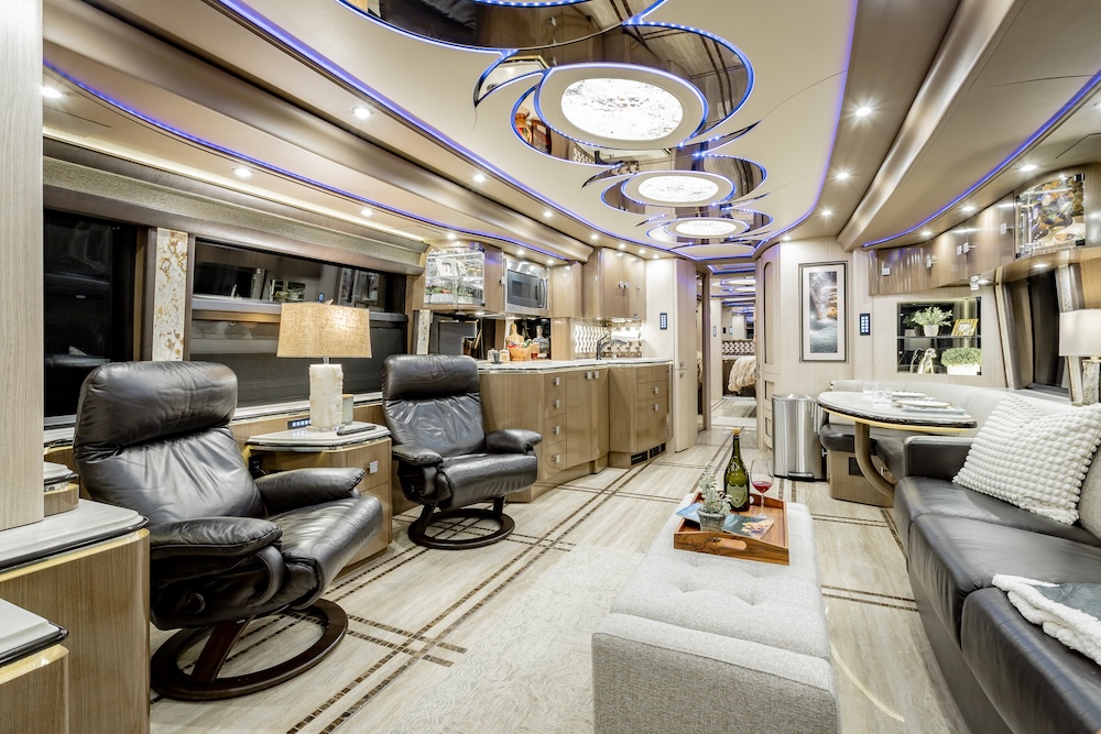 2017 Prevost Marathon  H3-45 For Sale