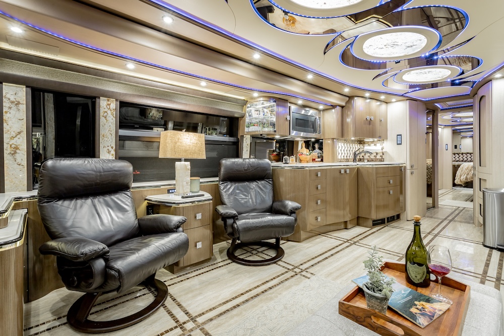 2017 Prevost Marathon  H3-45 For Sale
