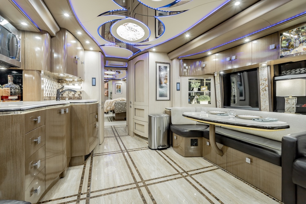 2017 Prevost Marathon  H3-45 For Sale