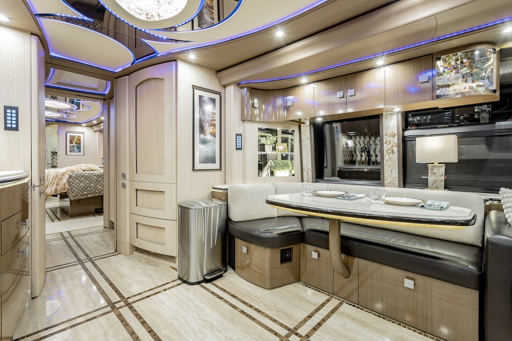 2017 Prevost Marathon  H3-45 For Sale