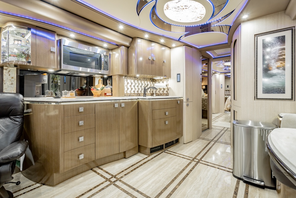 2017 Prevost Marathon  H3-45 For Sale