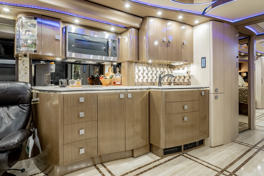 2017 Prevost Marathon  H3-45 For Sale