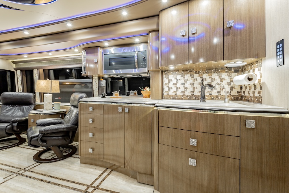 2017 Prevost Marathon  H3-45 For Sale