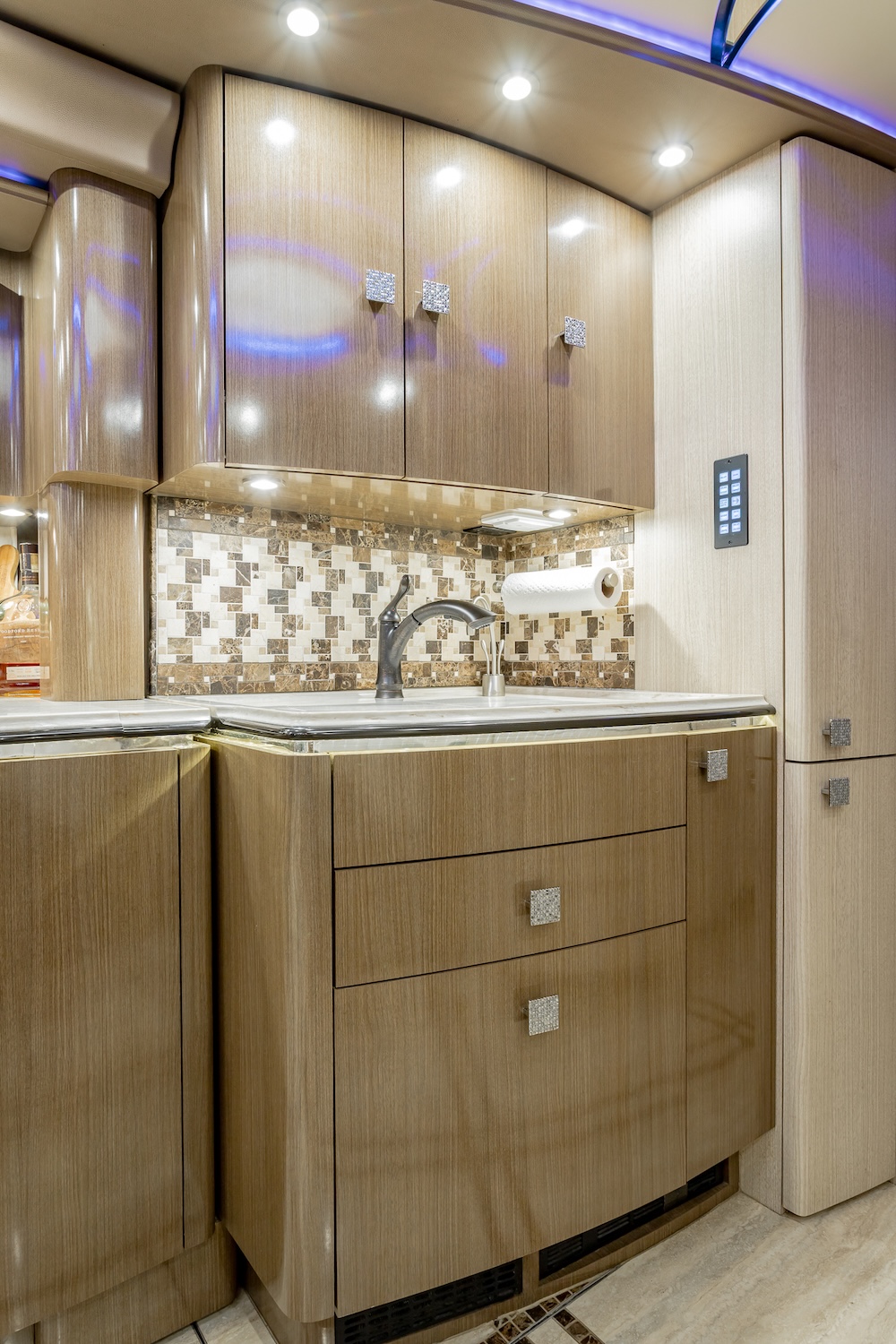 2017 Prevost Marathon  H3-45 For Sale