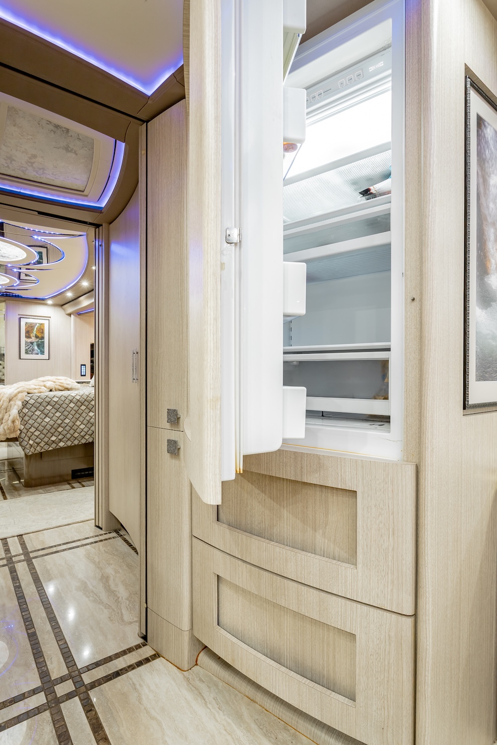 2017 Prevost Marathon  H3-45 For Sale