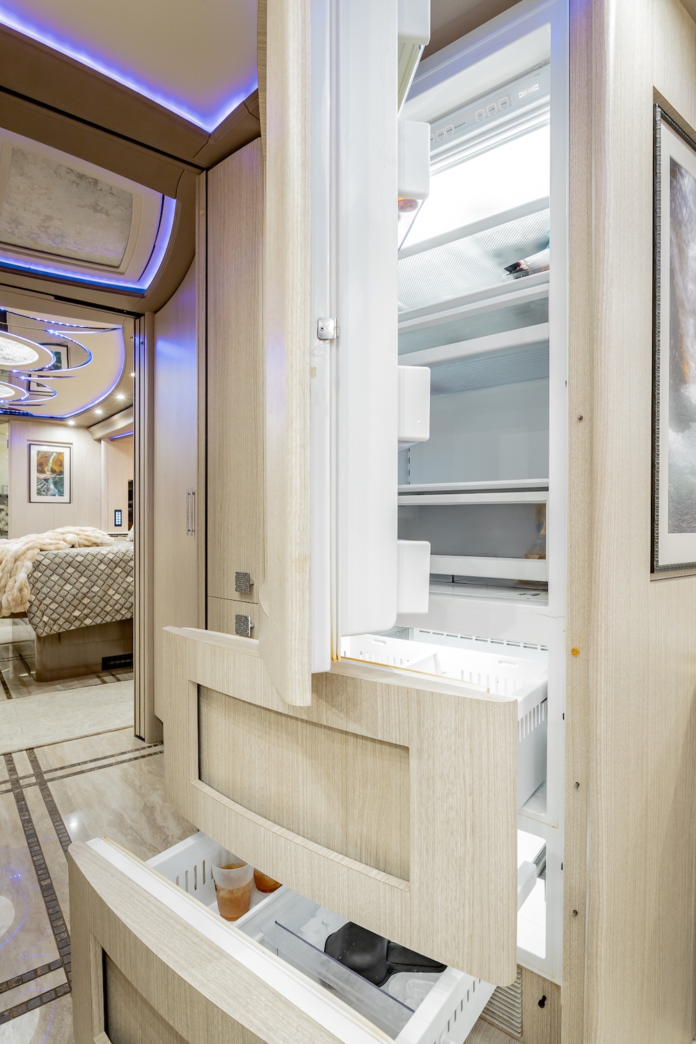 2017 Prevost Marathon  H3-45 For Sale