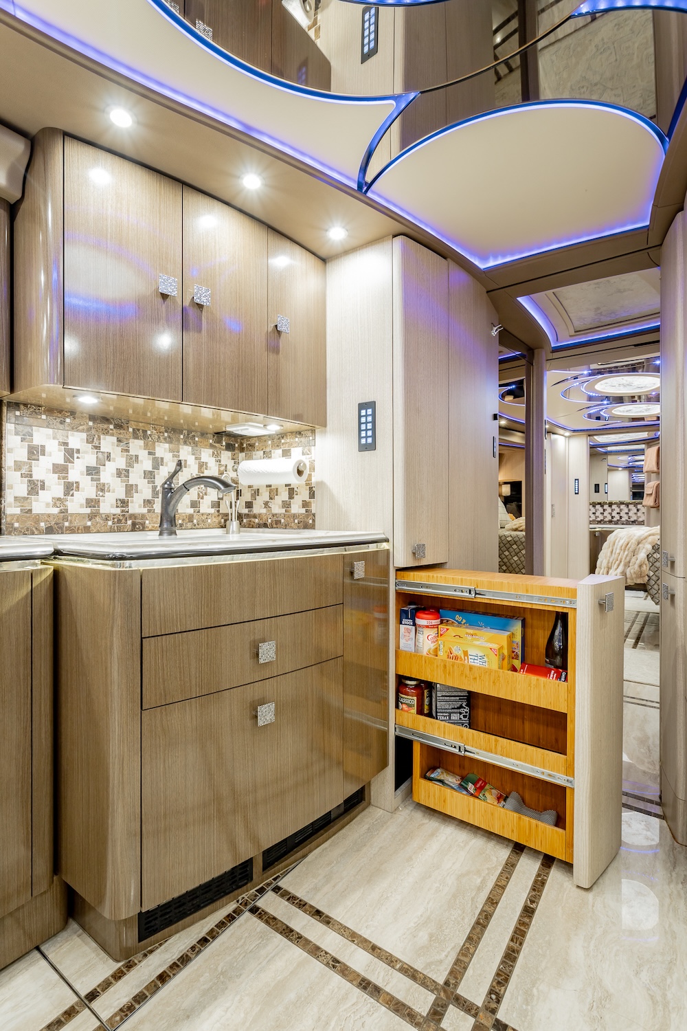2017 Prevost Marathon  H3-45 For Sale