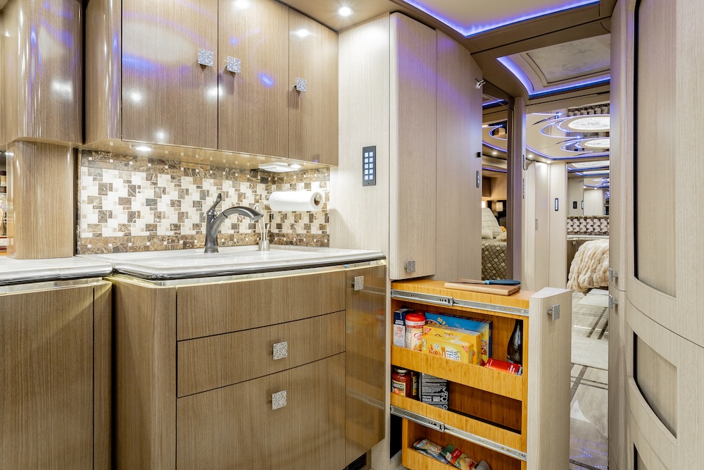 2017 Prevost Marathon  H3-45 For Sale
