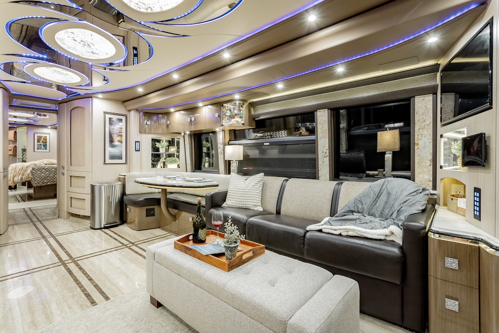 2017 Prevost Marathon  H3-45 For Sale