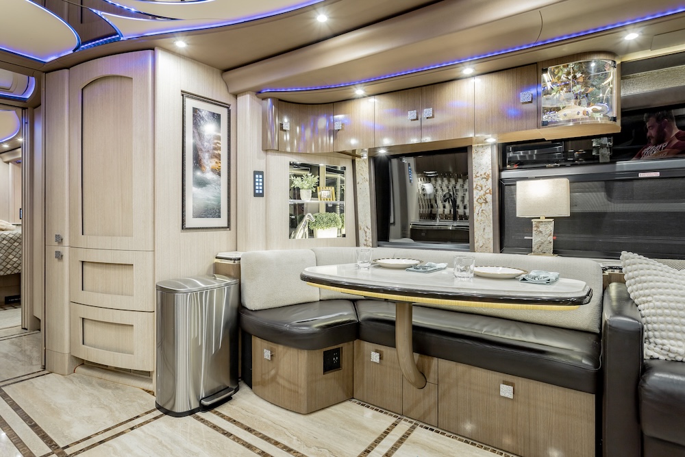2017 Prevost Marathon  H3-45 For Sale