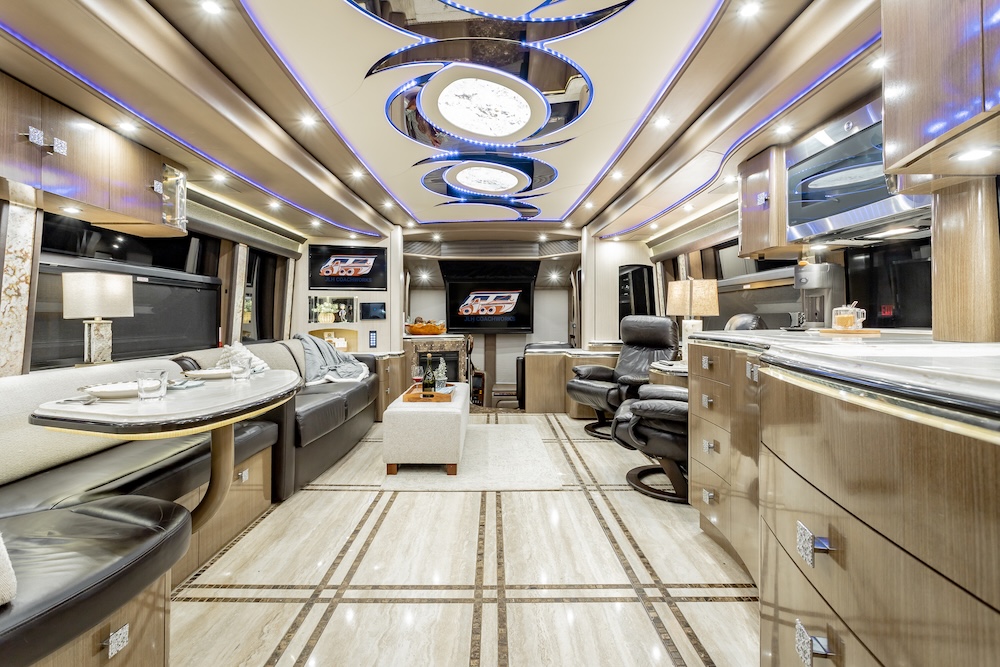 2017 Prevost Marathon  H3-45 For Sale