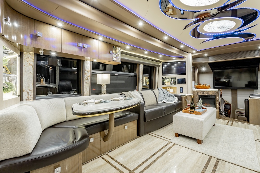 2017 Prevost Marathon  H3-45 For Sale