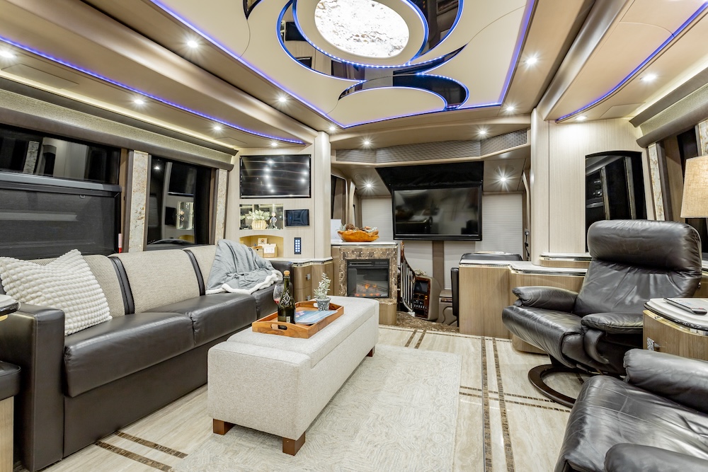 2017 Prevost Marathon  H3-45 For Sale