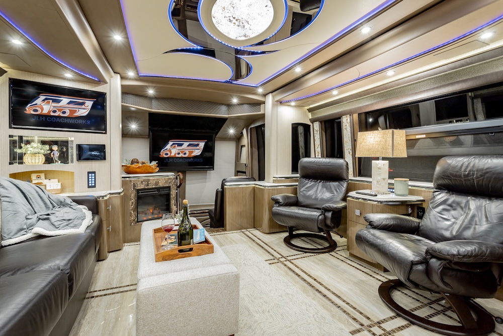 2017 Prevost Marathon  H3-45 For Sale