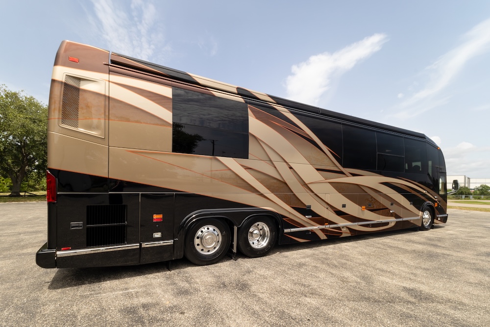 2017 Prevost  Marathon H3-45 For Sale