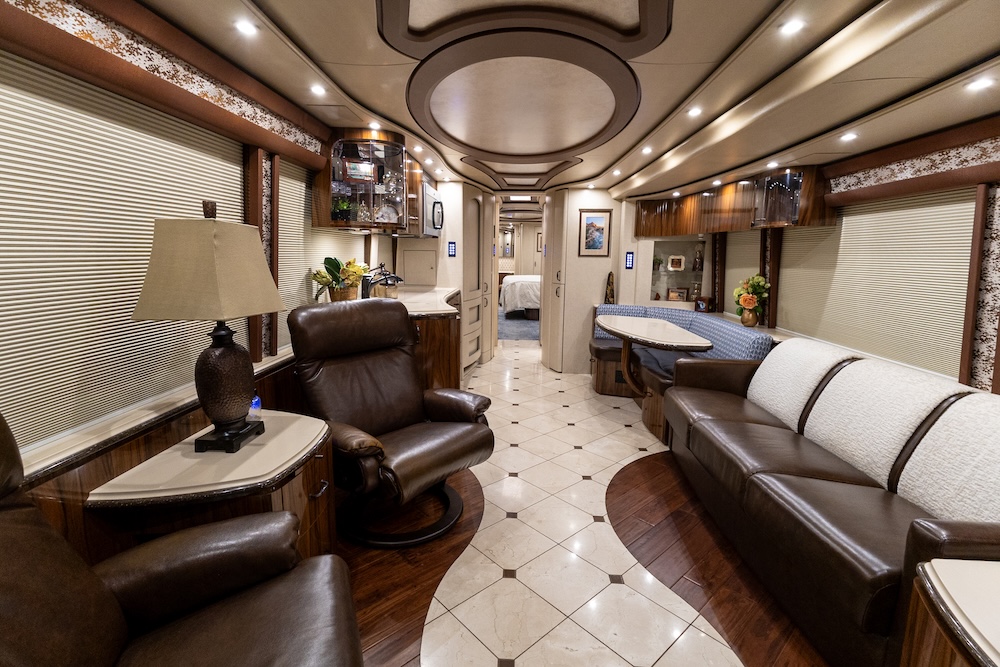 2017 Prevost Marathon H3-45 For Sale
