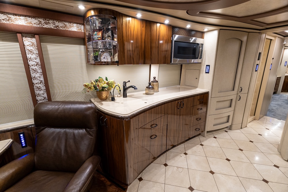 2017 Prevost Marathon H3-45 For Sale