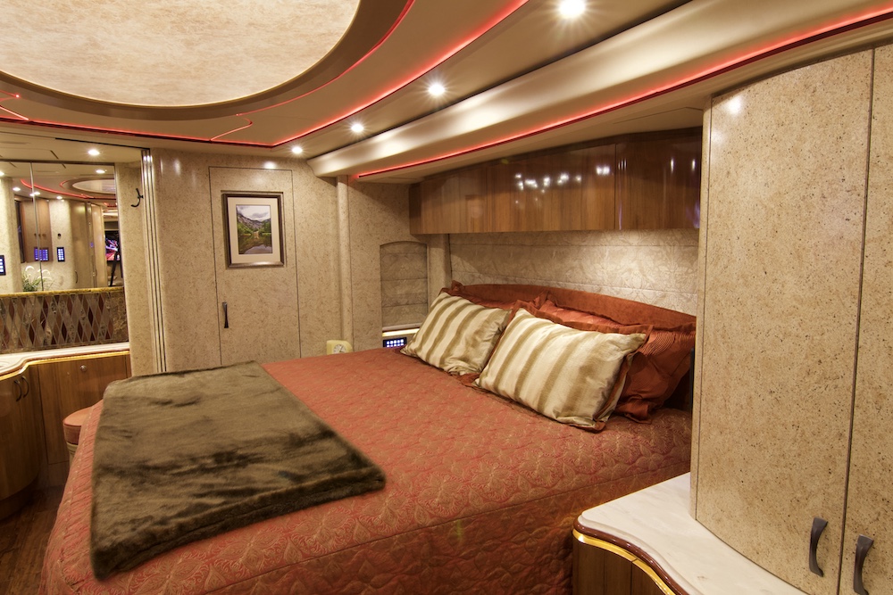 2017 Prevost Marathon H3-45 For Sale
