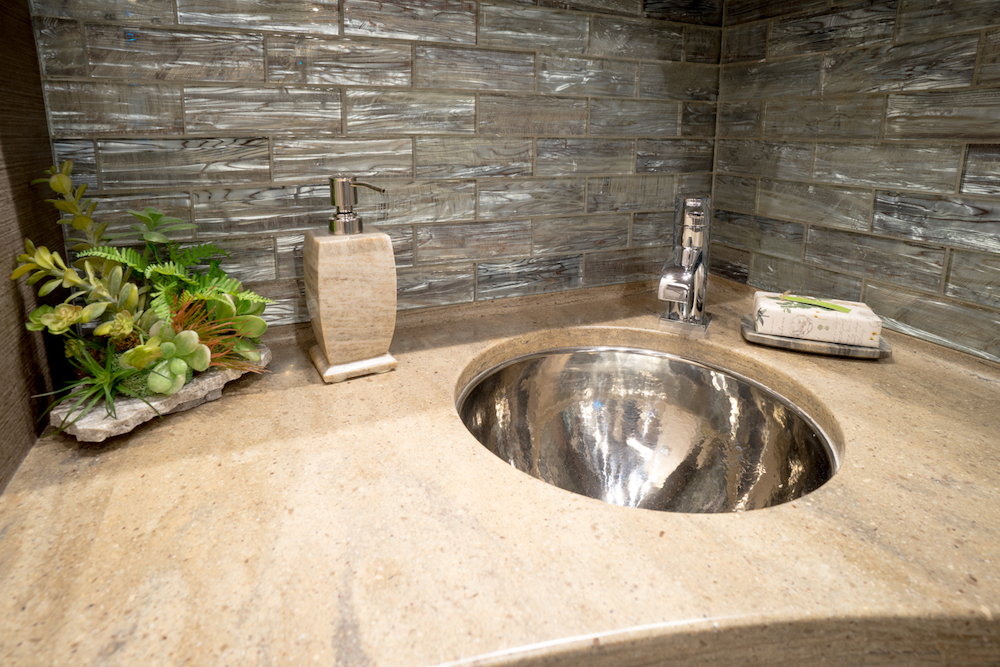 2017 Prevost Marathon X3 For Sale