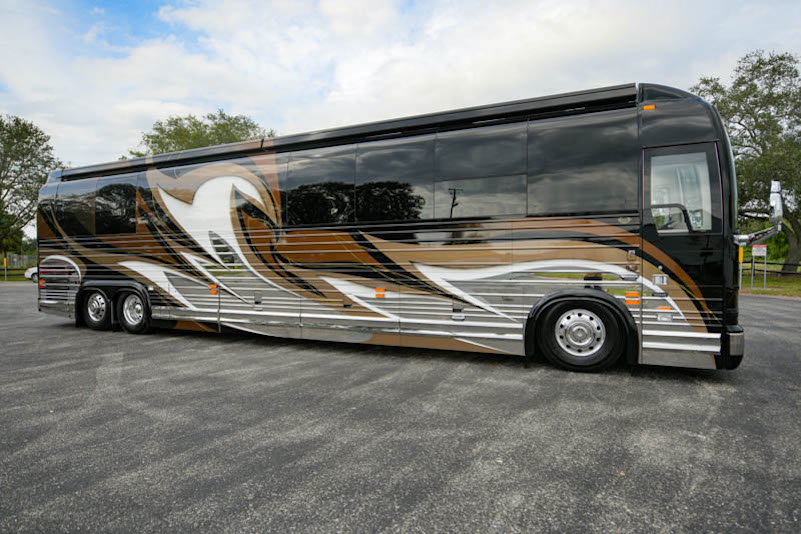 2017 Prevost Marathon XLII For Sale