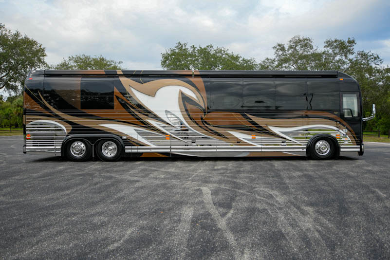 2017 Prevost Marathon XLII For Sale
