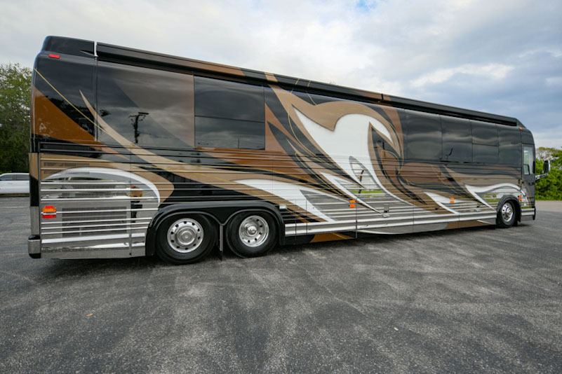 2017 Prevost Marathon XLII For Sale