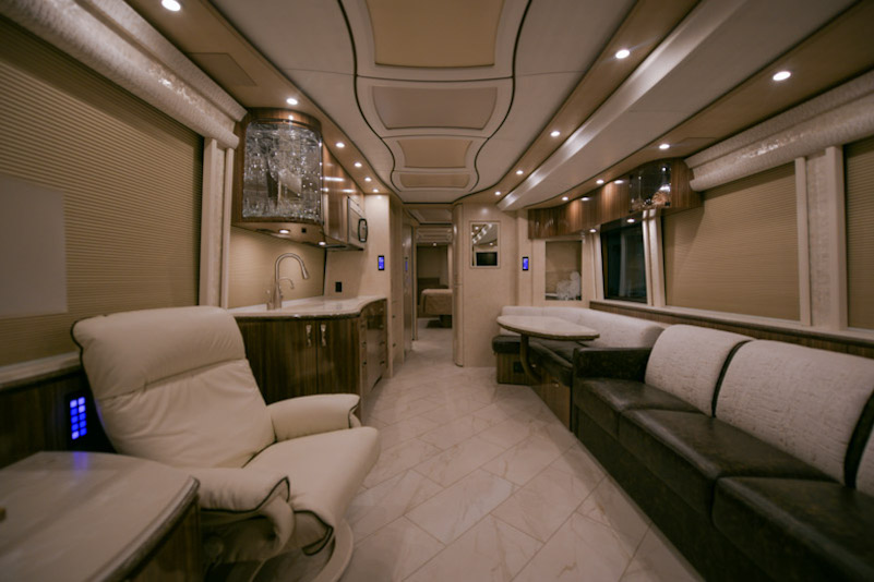 2017 Prevost Marathon XLII For Sale