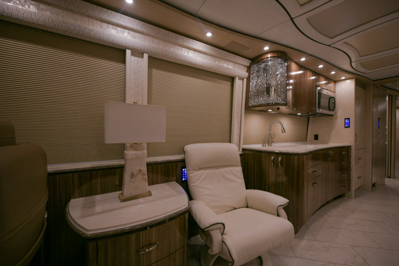 2017 Prevost Marathon XLII For Sale