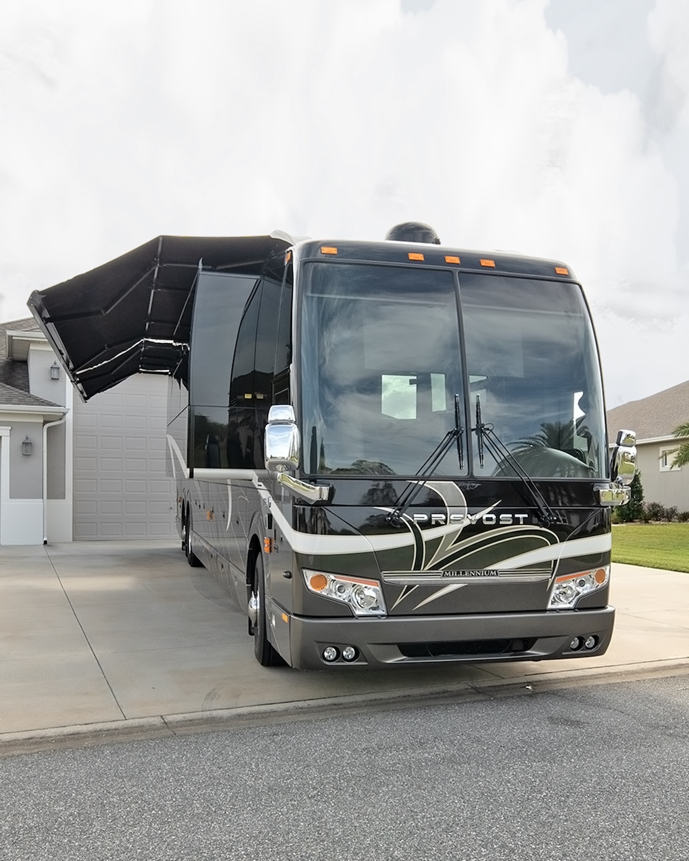 2017 Prevost Millennium  H3-45 For Sale