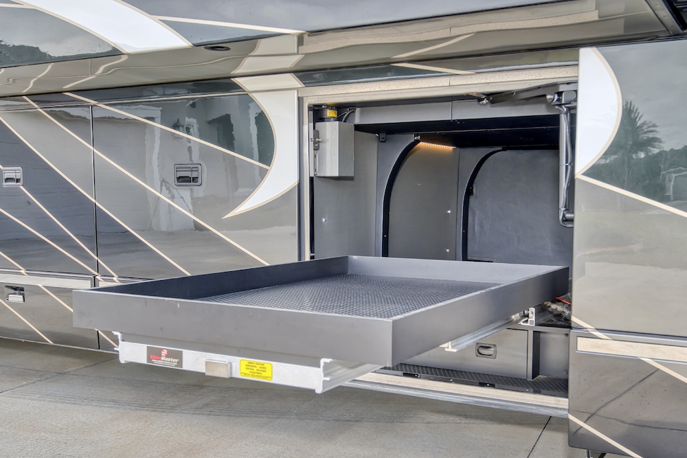 2017 Prevost Millennium  H3-45 For Sale