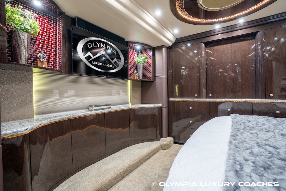 2017 Prevost Millennium H3-45 For Sale
